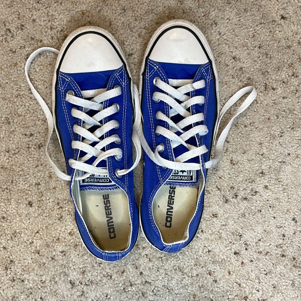 Blue converse